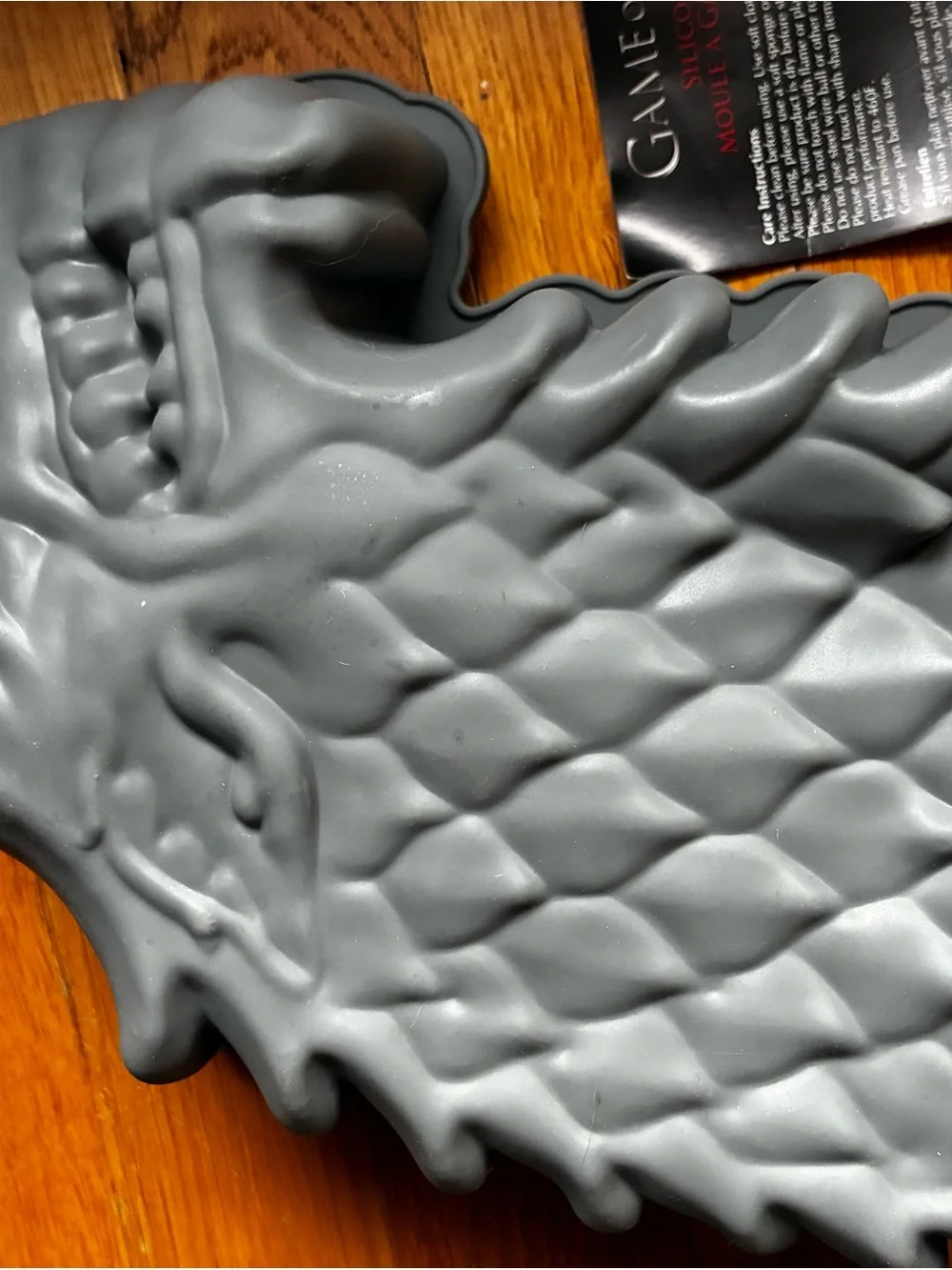 New Game of Thrones Stark Direwolf Silicone Cake Pan - Gray